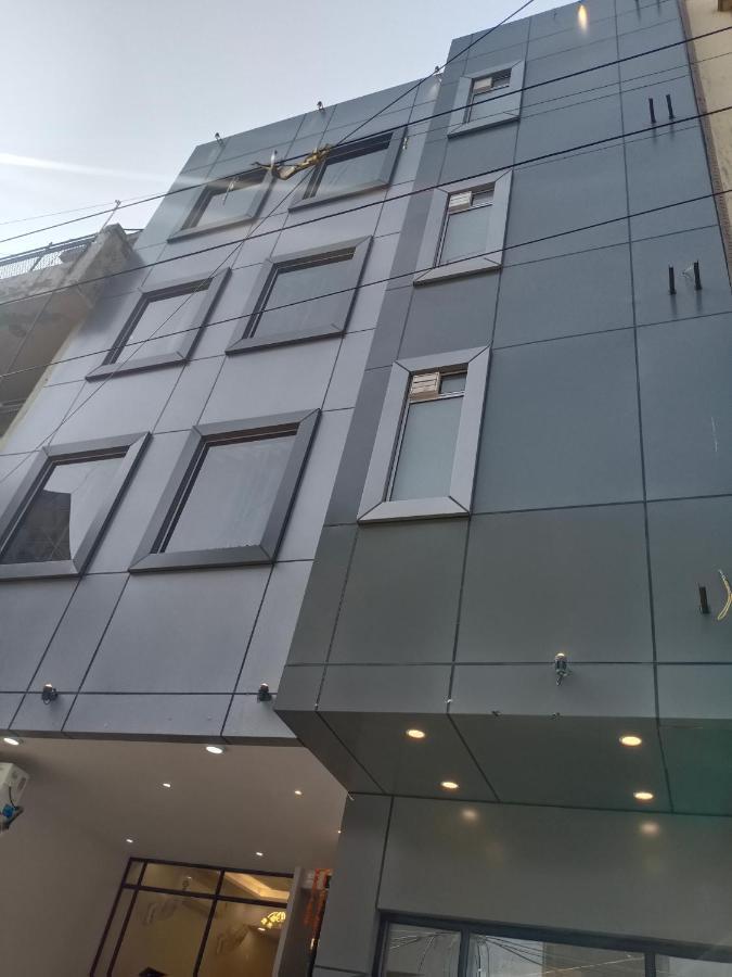 Hotel King Plaza Ню Делхи Екстериор снимка