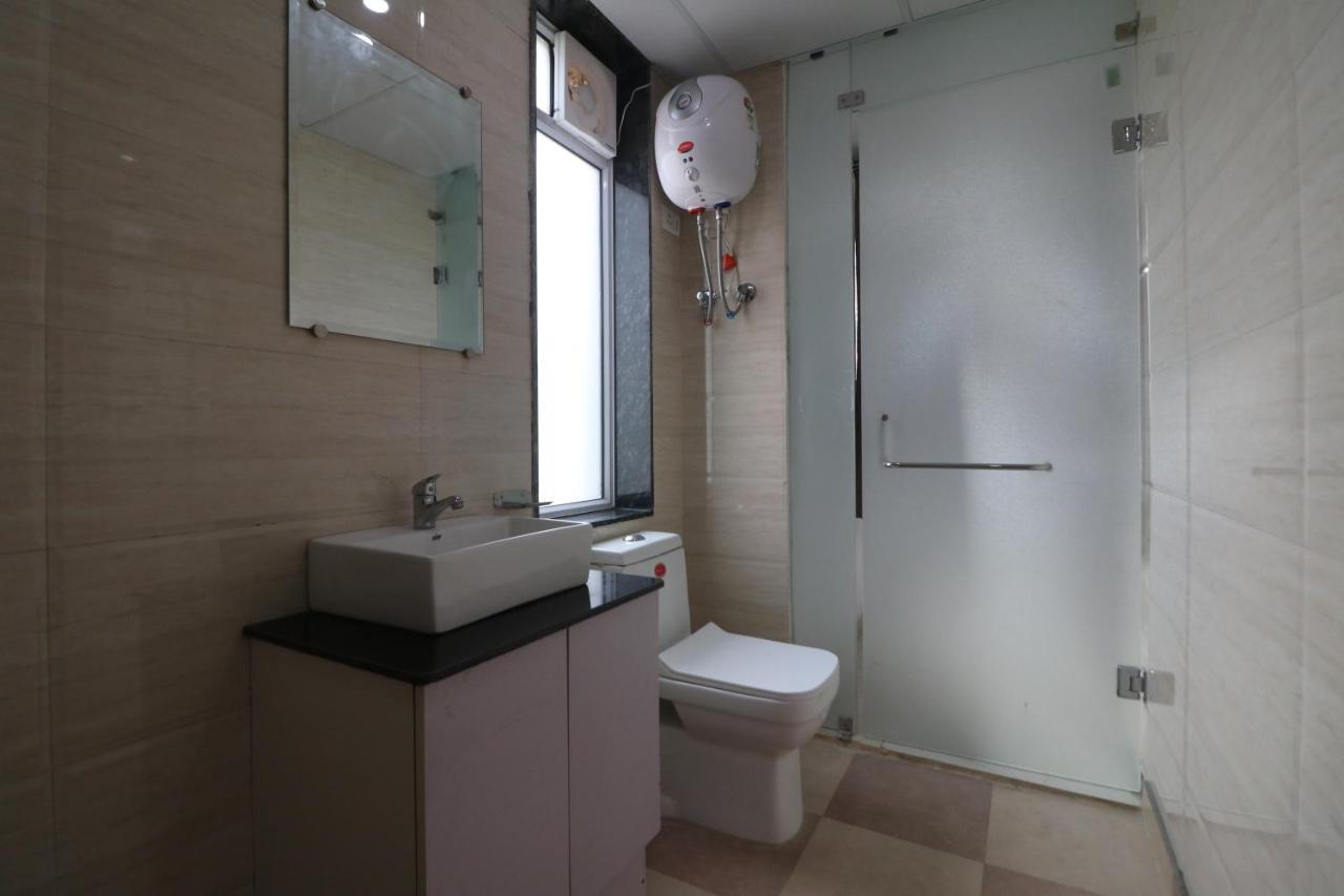 Hotel King Plaza Ню Делхи Екстериор снимка